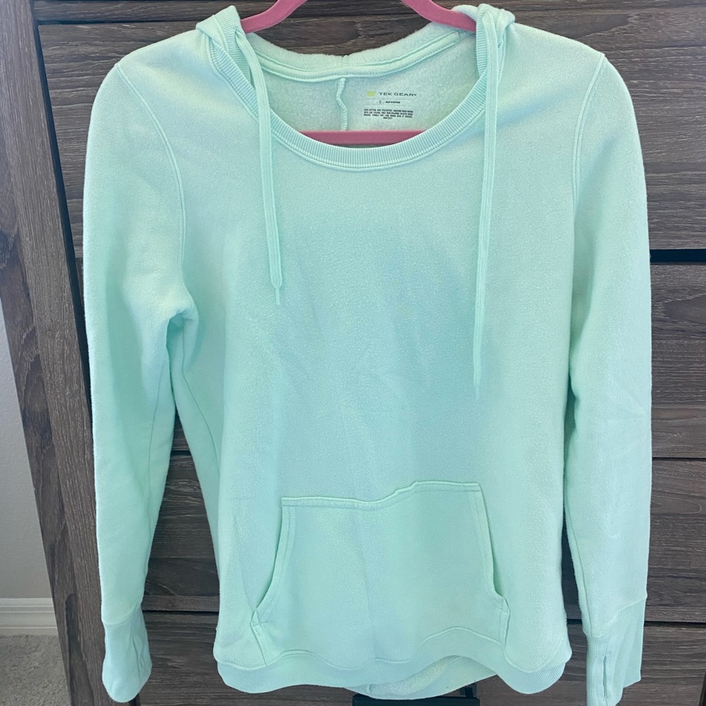 Women’s scoop neck sweatshirt